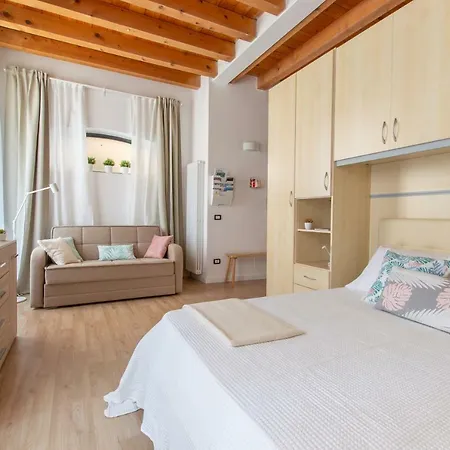 Foresteria Della Corte Como Exterior photo